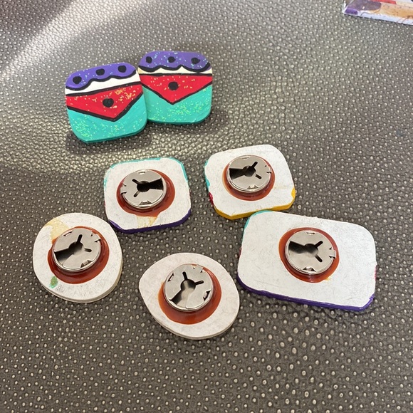 Fiesta Wooden Button Covers (5pcs) with Matching Earrings - Picture 9 of 14